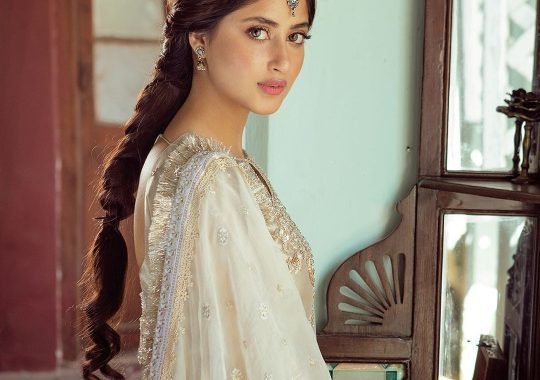 The classic Noval “Umrao Jan Ada” will have Sajal Aly in the top role