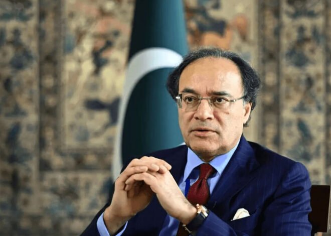 Pakistan’s Economy on Path to Recovery, Finance Minister Highlights Reforms