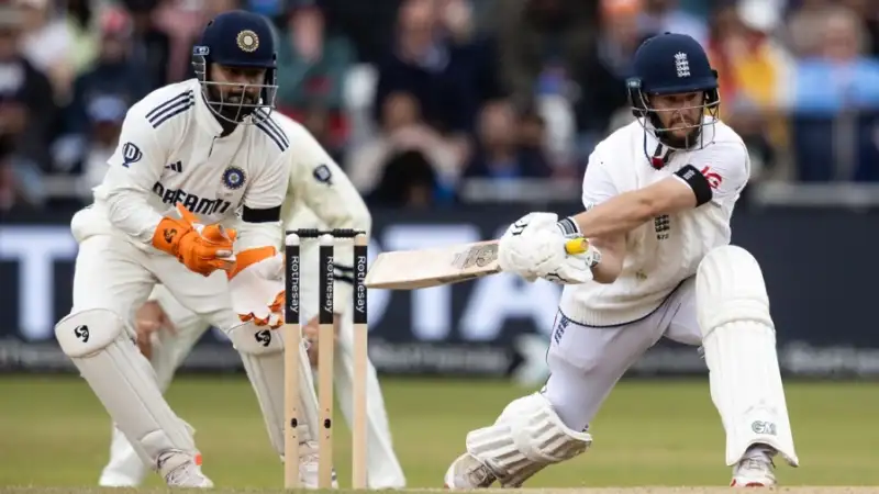 Ben Duckett’s Heroics Power England to Historic Victory Over India at Headingley