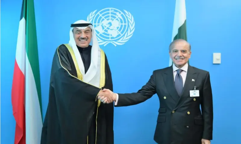 PM Shehbaz Sharif Meets Kuwaiti Crown Prince in New York, Reaffirms Historic Ties