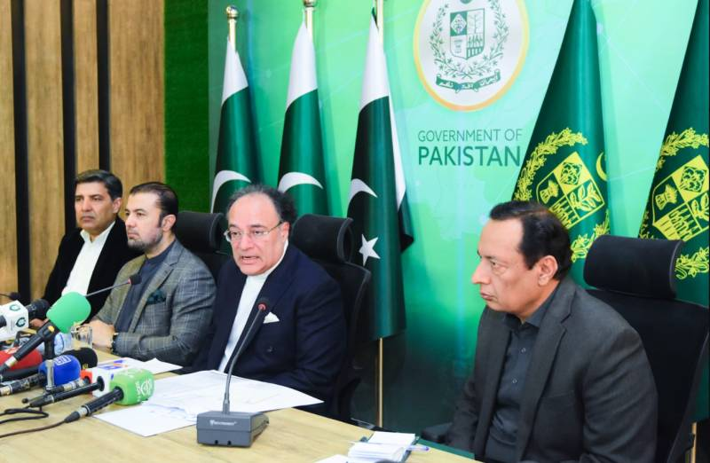 FM Aurangzeb Calls for Urgent Action on Climate Change and Population Growth at Pakistan Population Summit