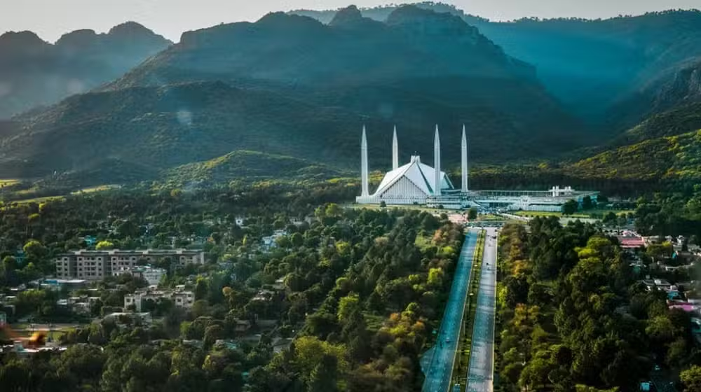 Over 1,000 Government Houses in Islamabad Allegedly Under Illegal Occupation by CDA Officers