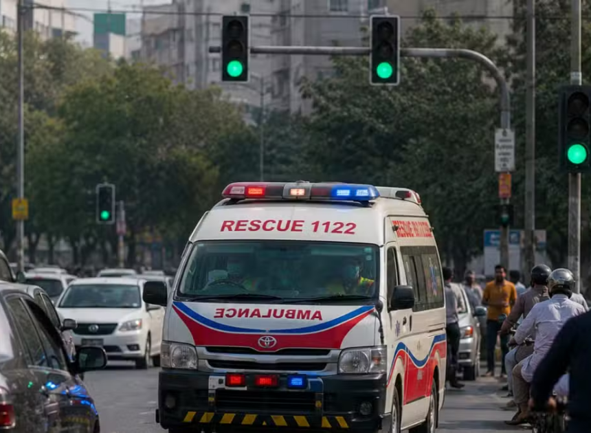 Punjab to Introduce Smart Traffic Signals That Automatically Clear the Way for Ambulances