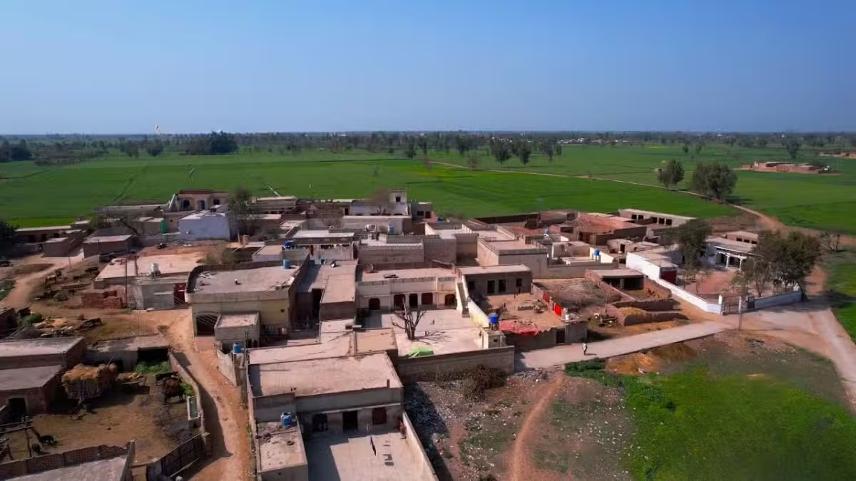 Punjab Plans Rs. 39 Billion Expansion to Transform 485 Rural Areas into Modern Villages